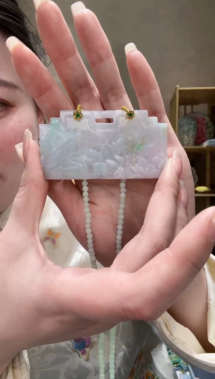 【闪购商品】翡翠颈饰未镶嵌吊坠