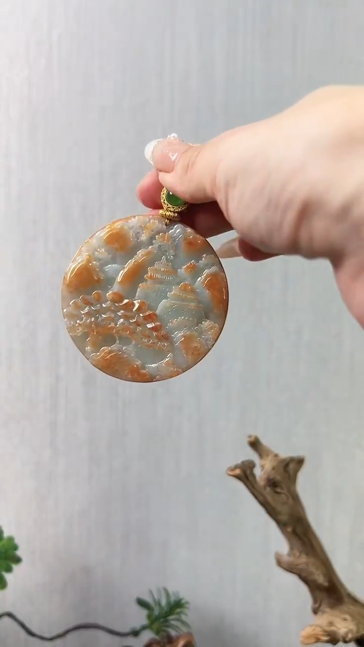【闪购商品】翡翠颈饰未镶嵌山水