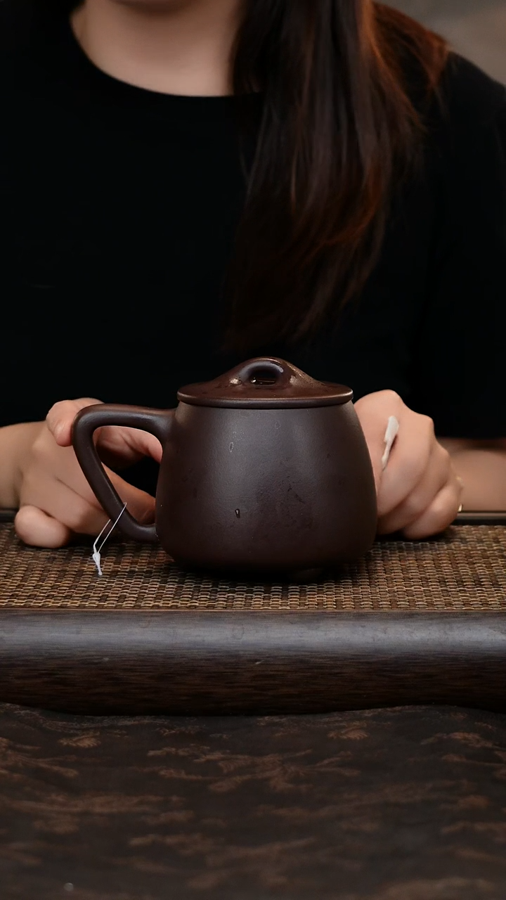 茶杯紫砂石瓢         