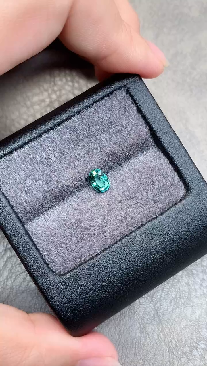 【闪购商品】碧玺裸石未镶嵌1ct 拉贡 YD