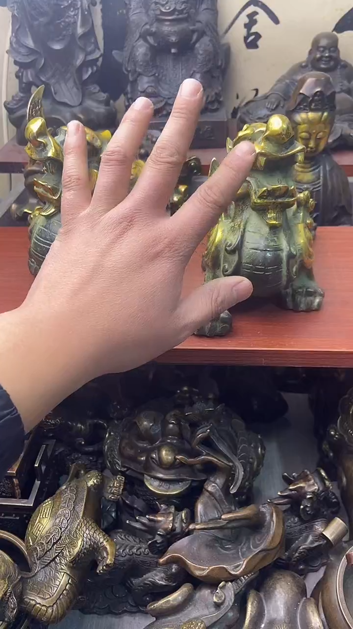 精美铜器，点击下单