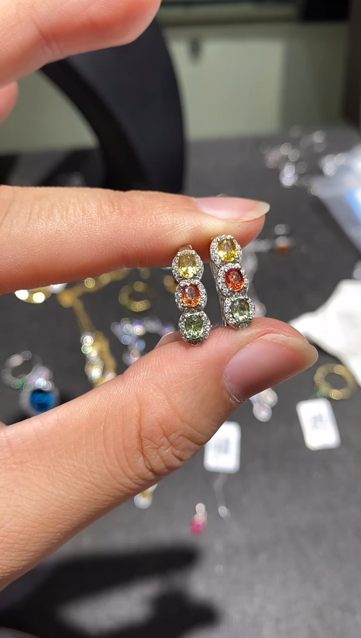 耳饰蓝宝石银S925镶嵌耳钉