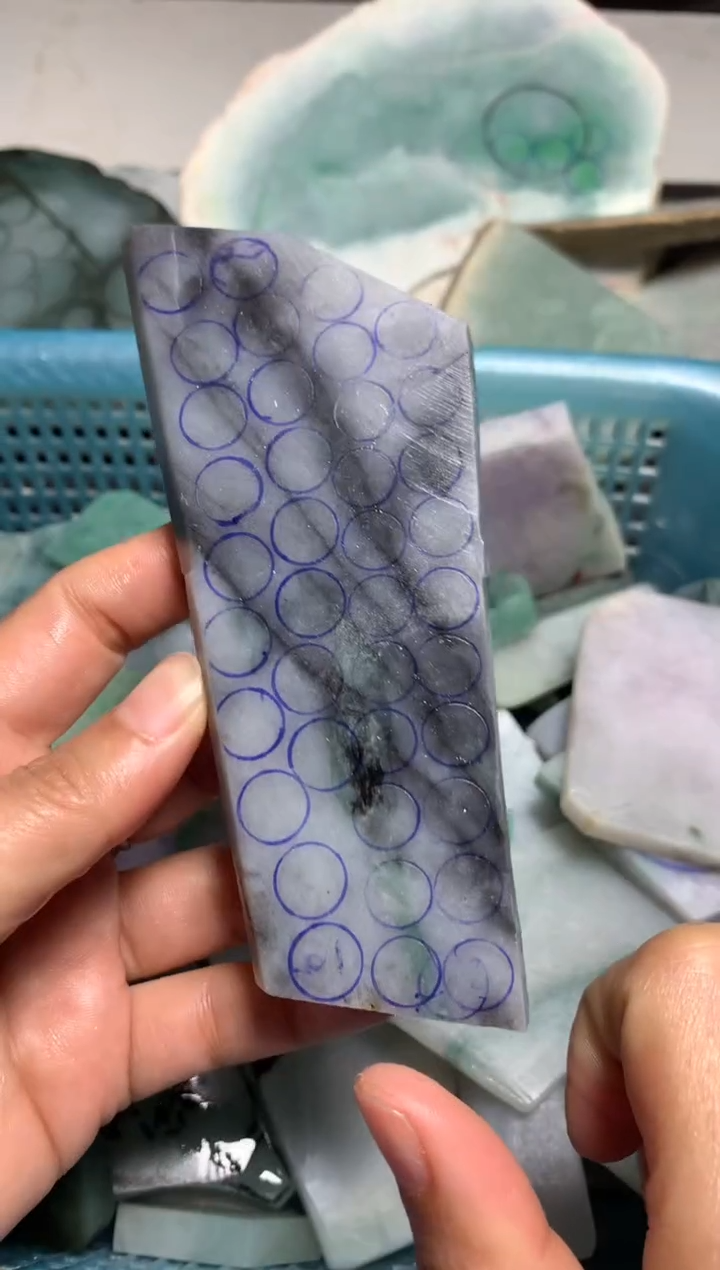 【闪购商品】翡翠颈饰未镶嵌料子