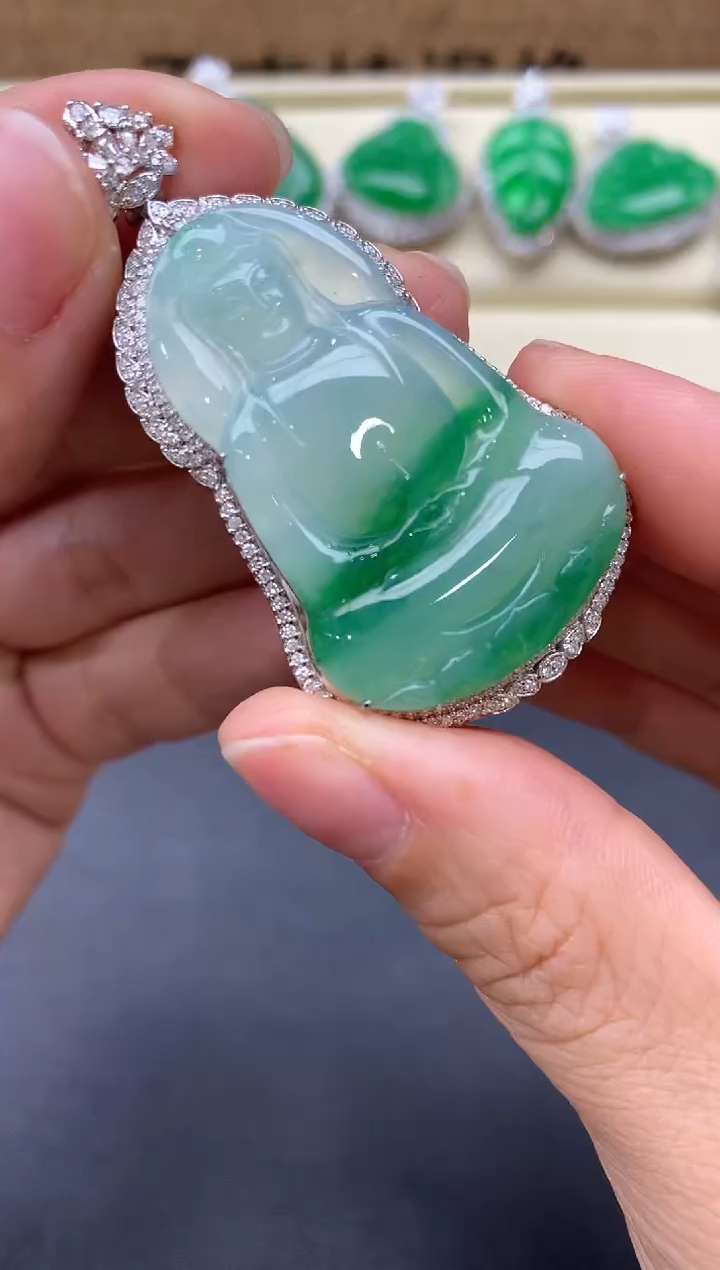 【闪购商品】翡翠颈饰18K金镶嵌647-中国好珍宝