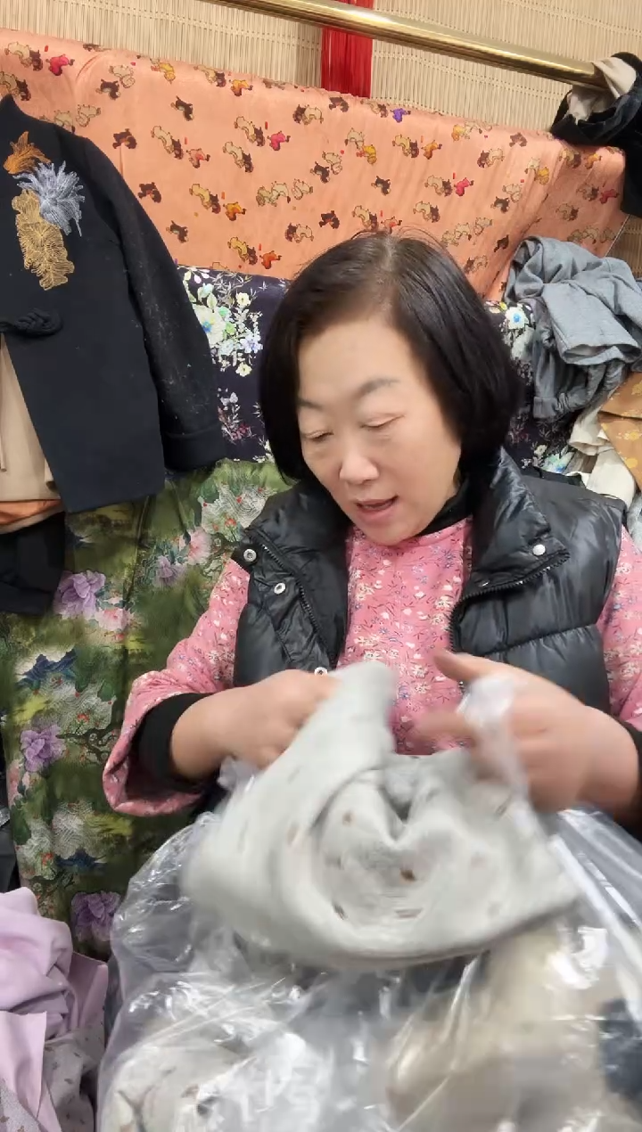 石墨烯男士黑色背心裁片一件  414号