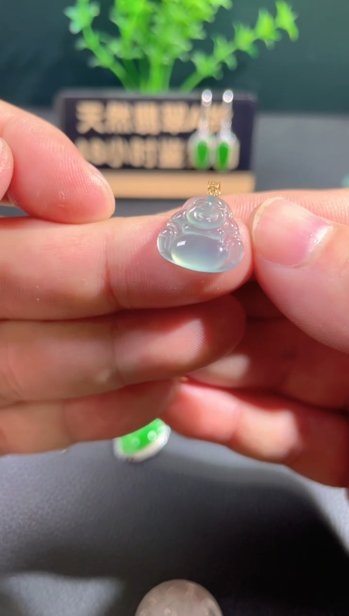 【闪购商品】翡翠颈饰18K金镶嵌翡翠