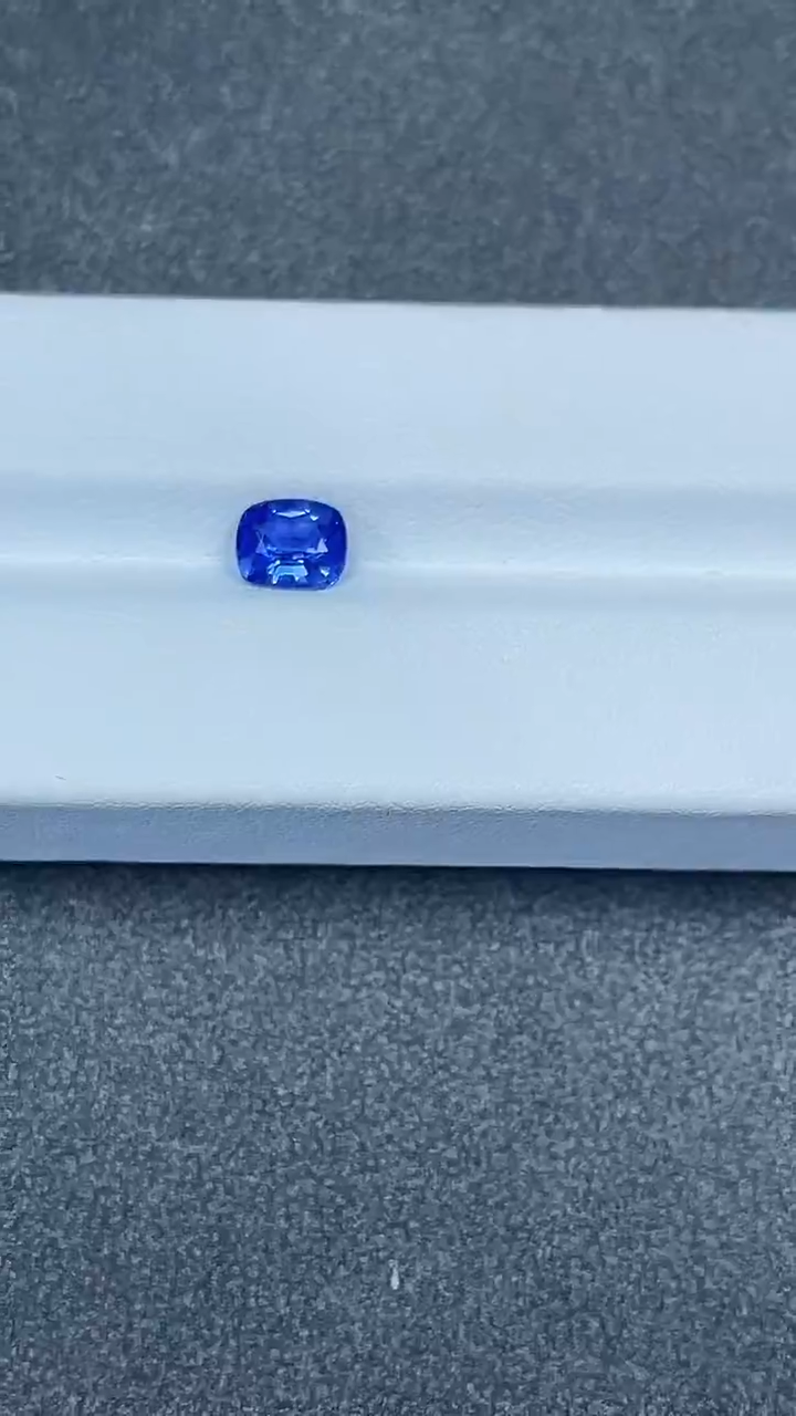 裸石蓝宝石1.12ct