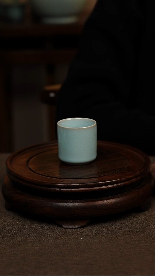 瓷片天青色扳指杯50ml微瑕不带礼盒