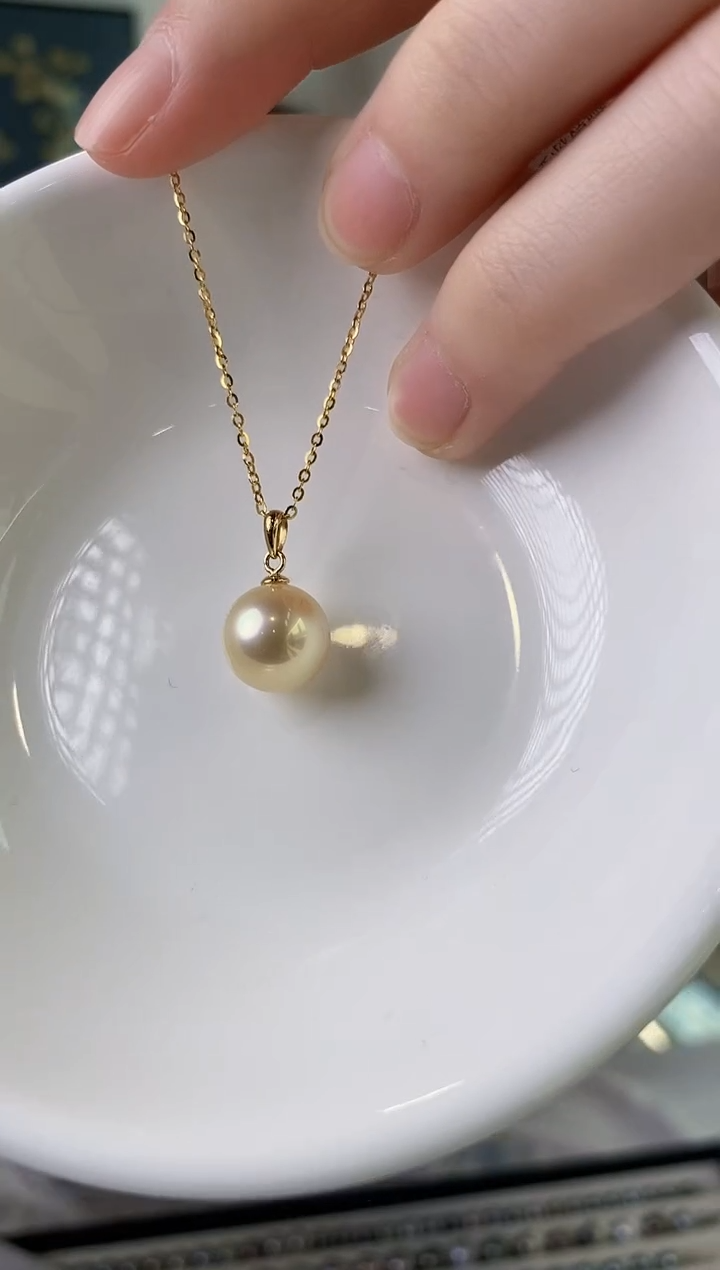 【闪购商品】海水珍珠吊坠(赠链)18K金镶嵌10-11南洋金珠吊坠