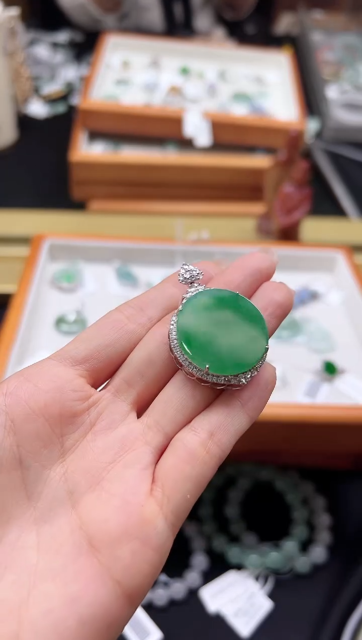 【闪购商品】翡翠18K金镶嵌颈饰DFZ0316-73