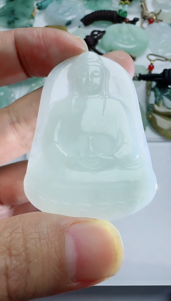 【闪购商品】翡翠吊坠(不含链)未镶嵌多样性随机发其一