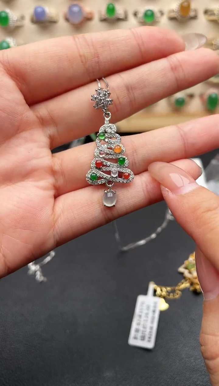 未镶嵌戒指翡翠一物一证一礼盒