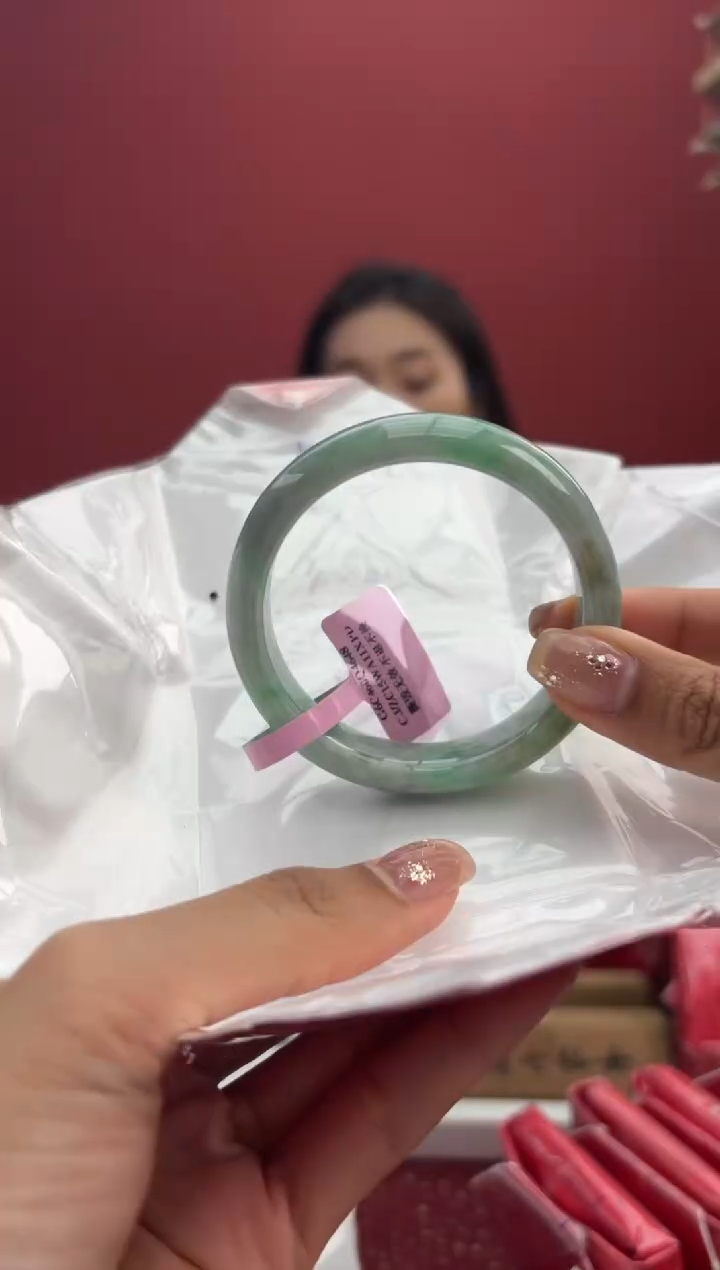 【闪购商品】翡翠手镯未镶嵌3手镯