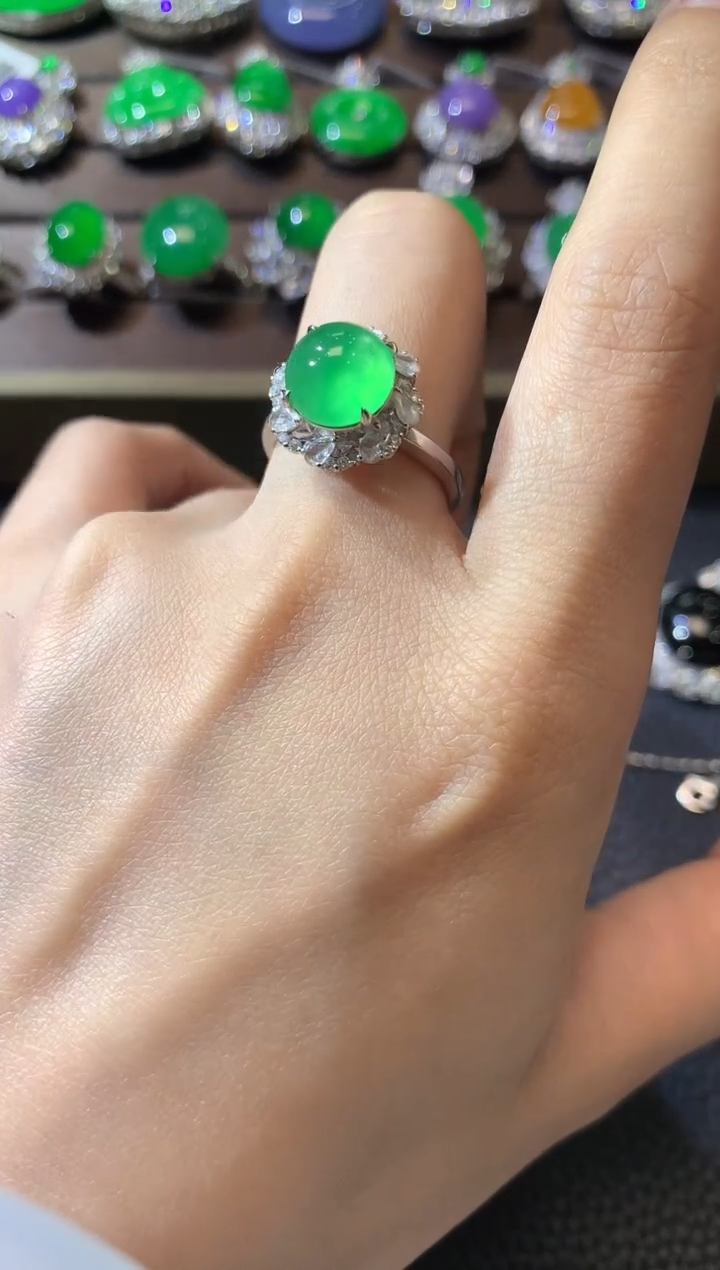 【闪购商品】翡翠戒指18K金镶嵌D68翡翠