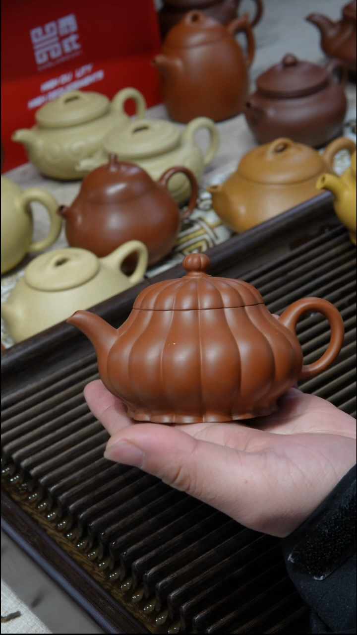 【闪购商品】紫砂茶壶筋纹盘壶 红卫红泥