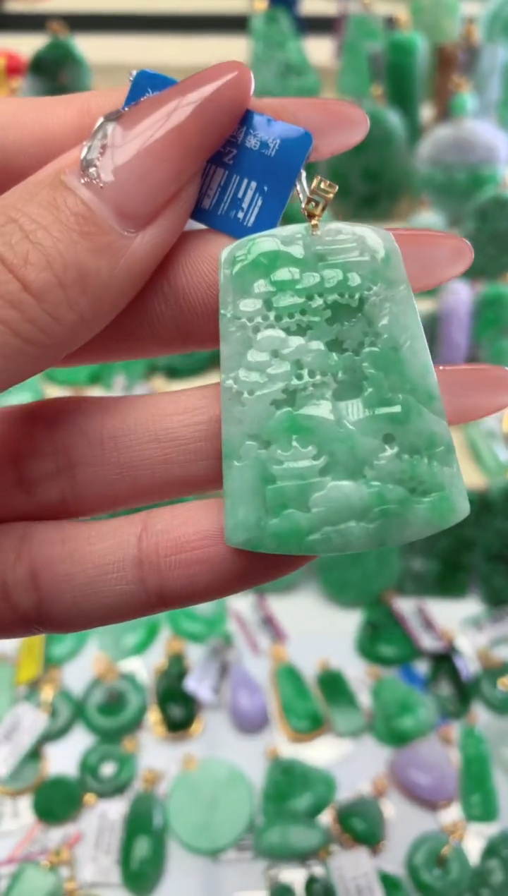 【闪购商品】翡翠颈饰18K金镶嵌挂件