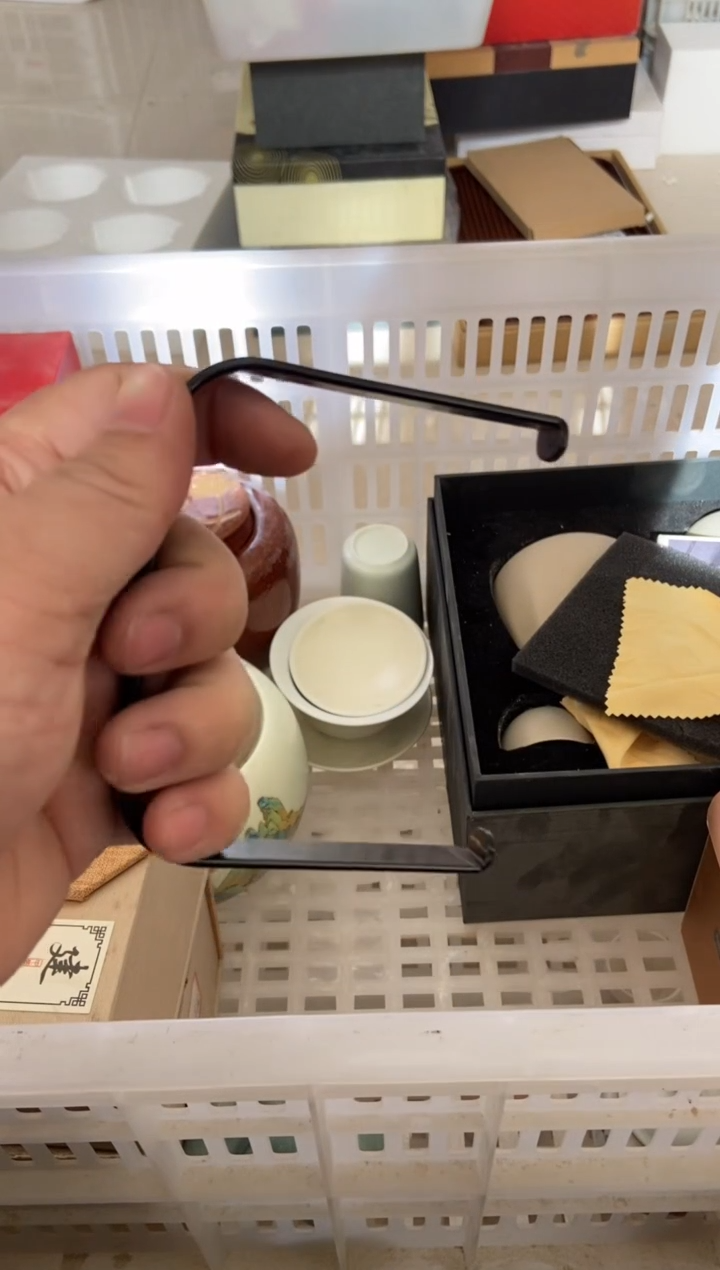 无运费险有瑕疵的摄影的产品有使用过的痕迹有点脏介意勿拍