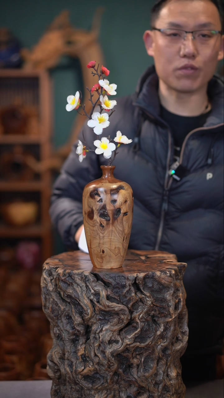 【闪购商品】枣木雷击枣木梅瓶