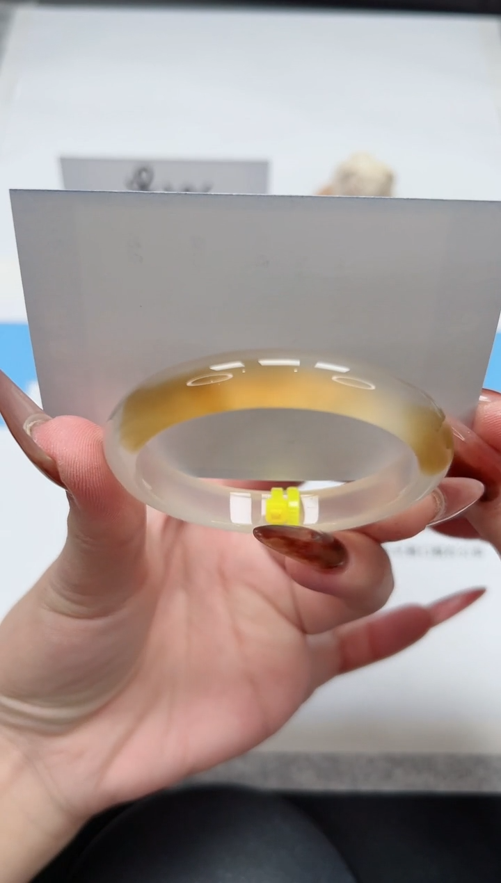 【闪购商品】玛瑙/玉髓手镯未镶嵌340/香槟53