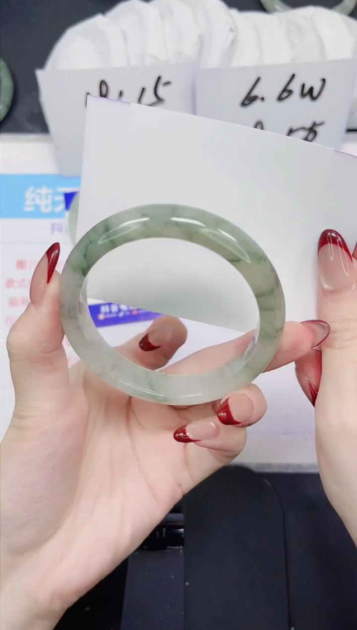 【闪购商品】石英质玉手镯未镶嵌476