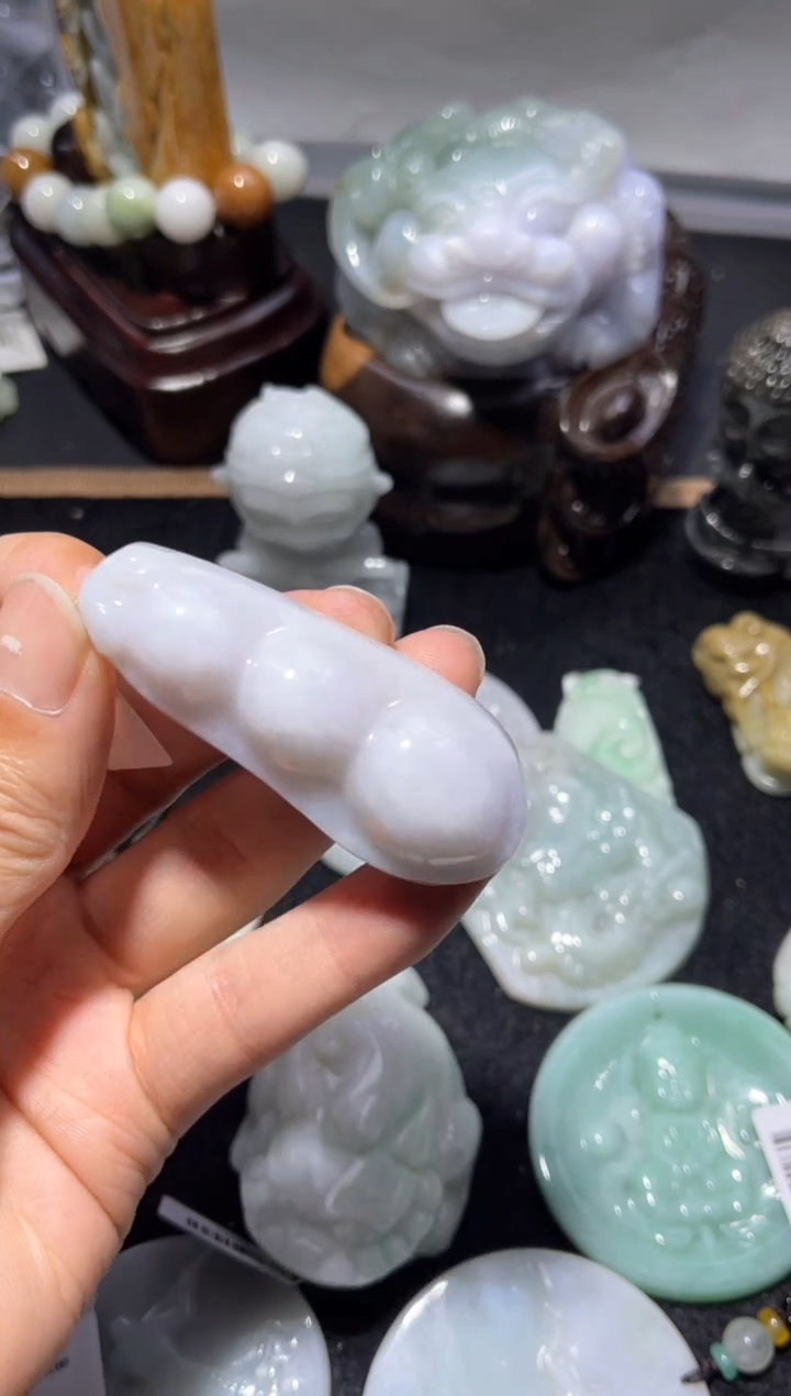 【闪购商品】翡翠颈饰未镶嵌00000176