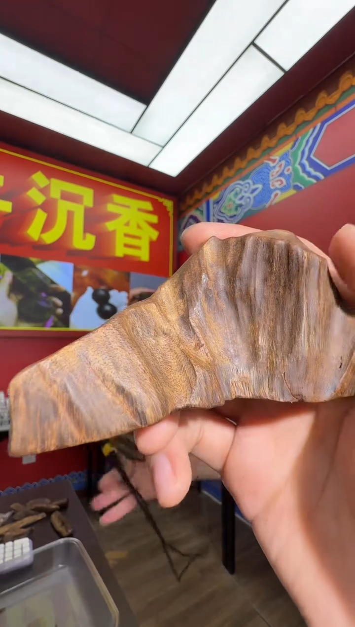 沉香手把件s169海南多样性发一