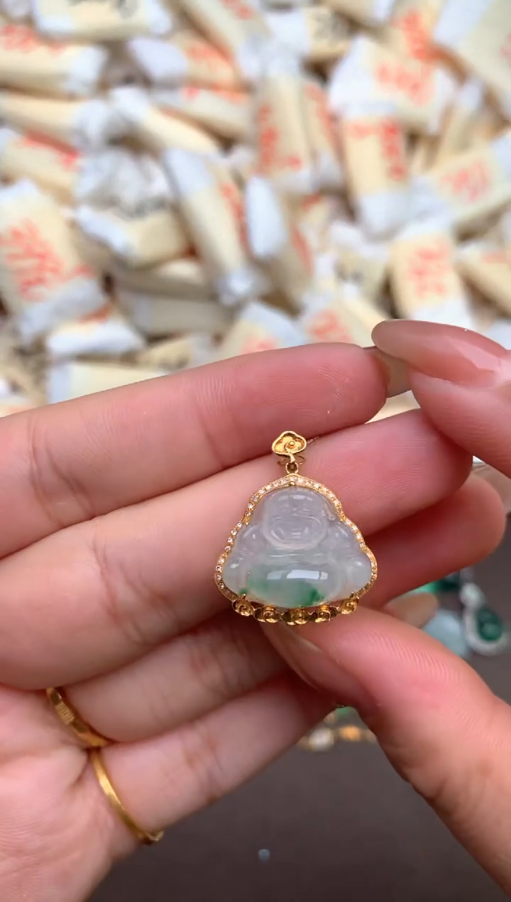 【闪购商品】翡翠挂件18K金镶嵌一