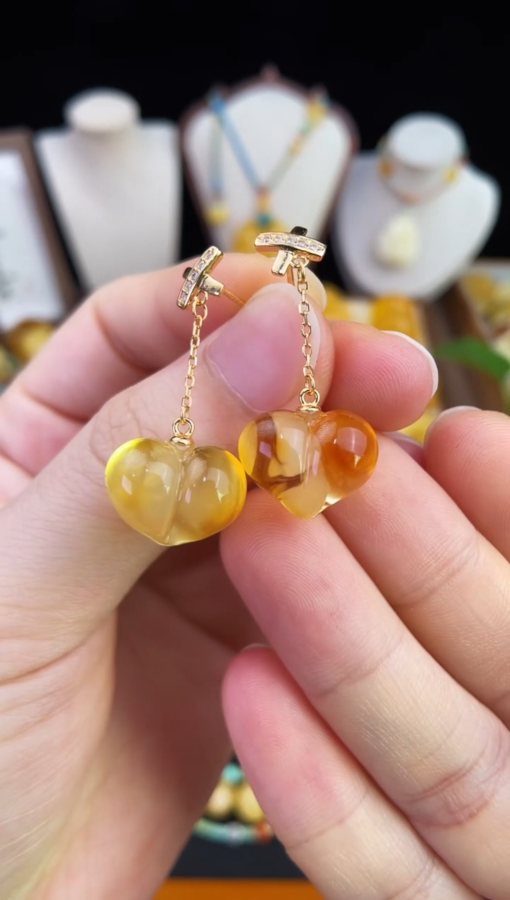 琥珀未镶嵌珠宝奇石柒月