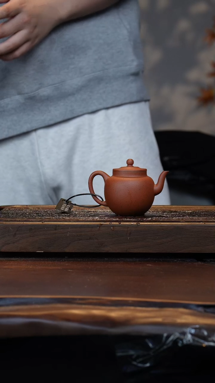 【闪购商品】紫砂茶壶福利铁质红泥笠帽莲子