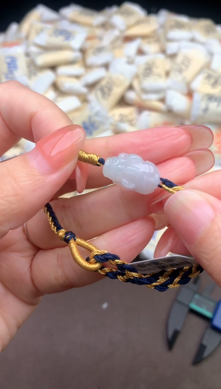 【闪购商品】翡翠手绳未镶嵌 —