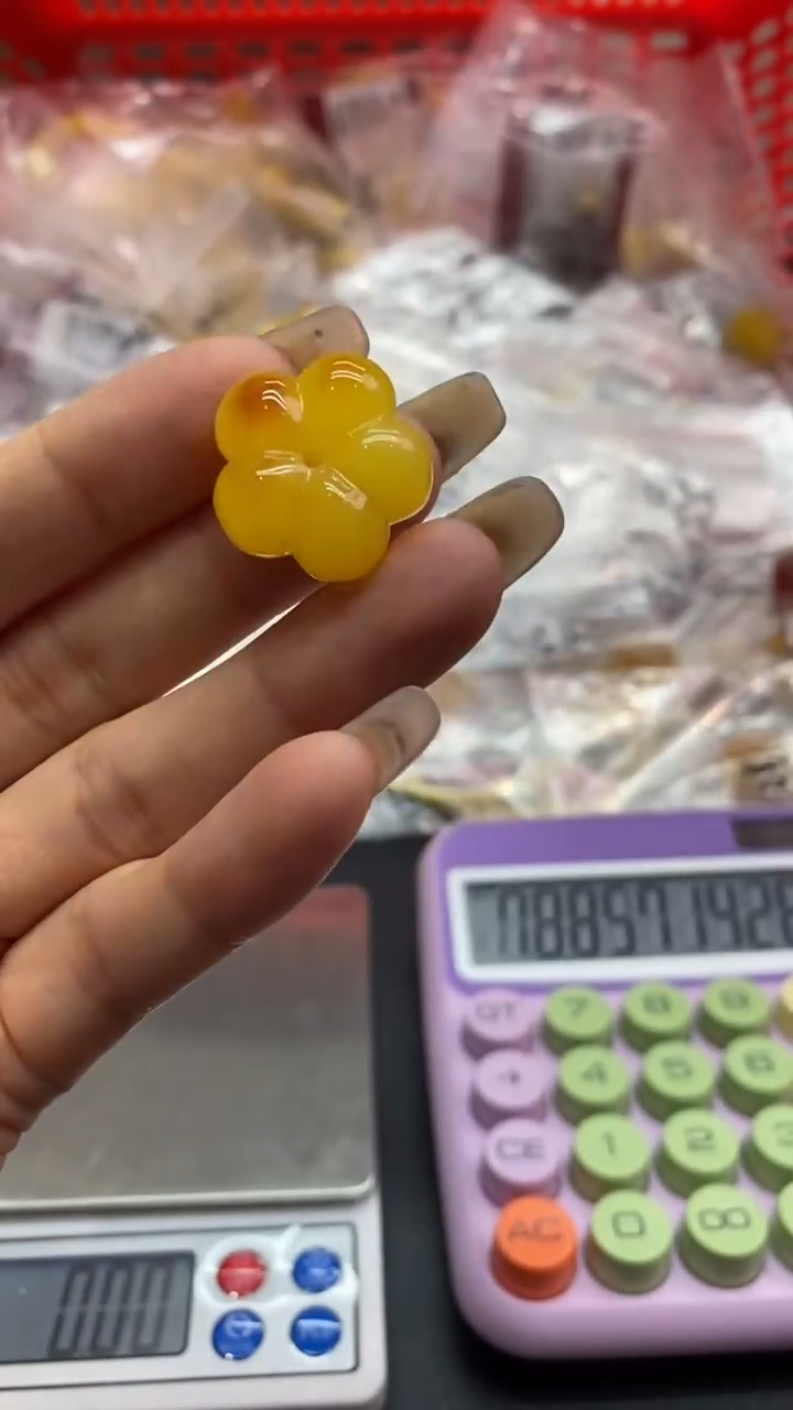 未镶嵌琥珀珠宝奇石2215