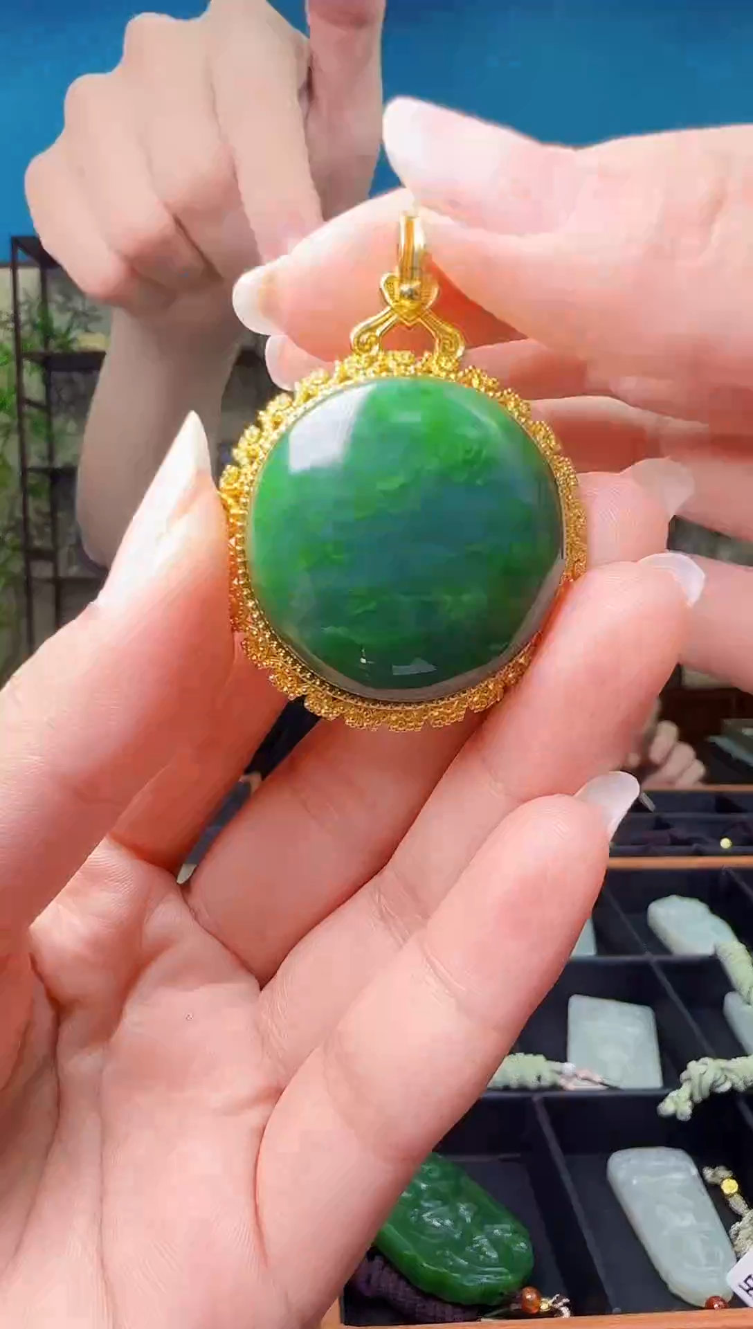 颈饰未镶嵌和田玉1