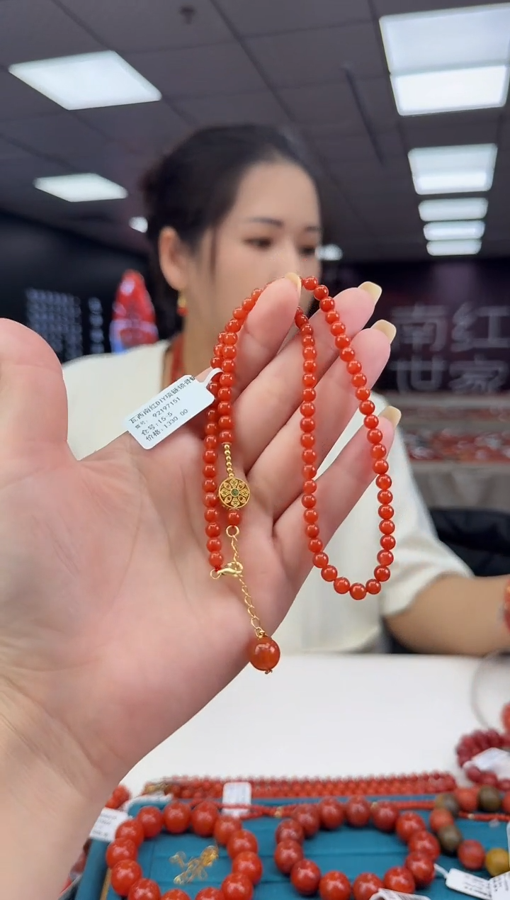 南红玛瑙珠串未镶嵌多样发其一/5/92197151