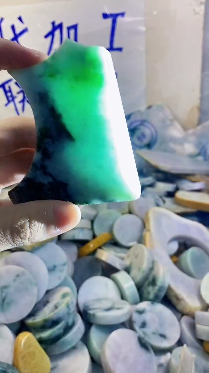 裸石翡翠纯天然A货翡翠257