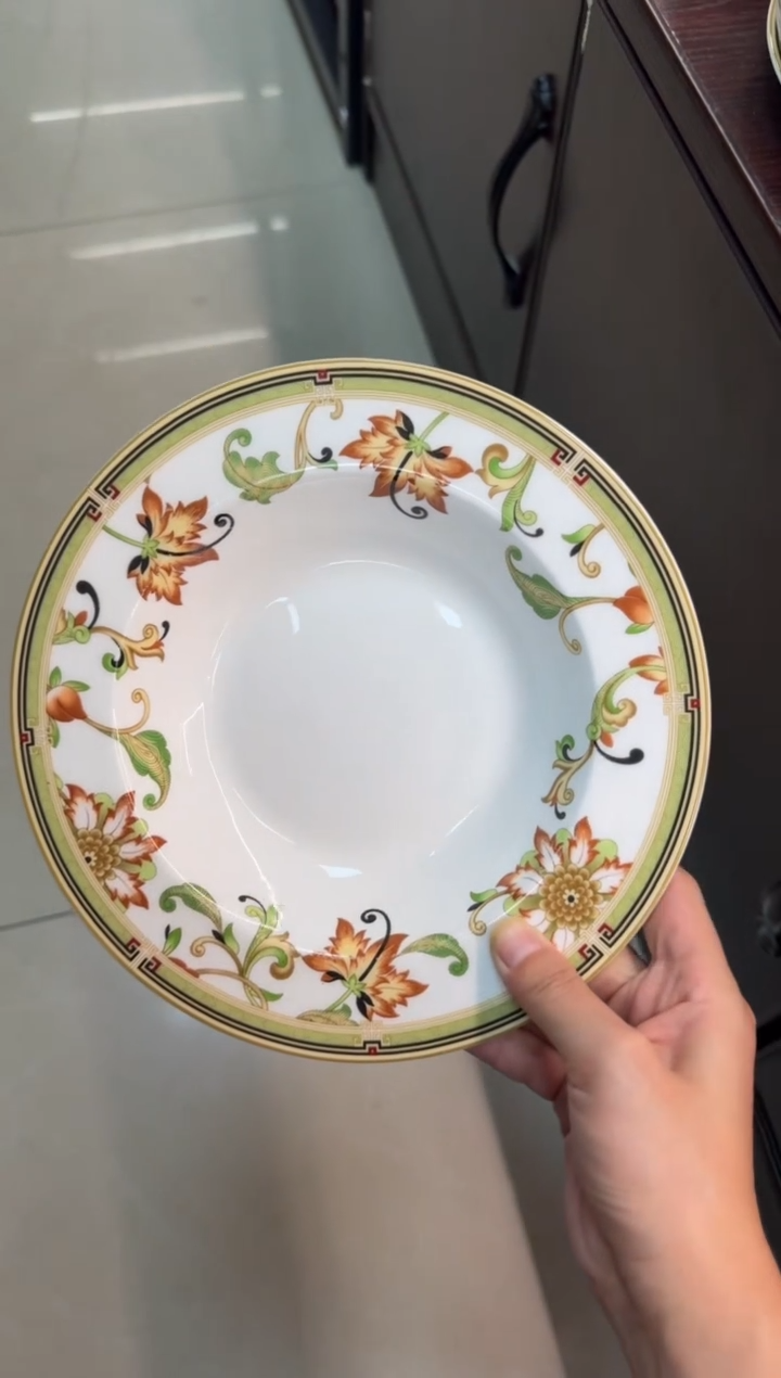 【闪购商品】瓷片8.5英寸草帽盘两个  福利微瑕