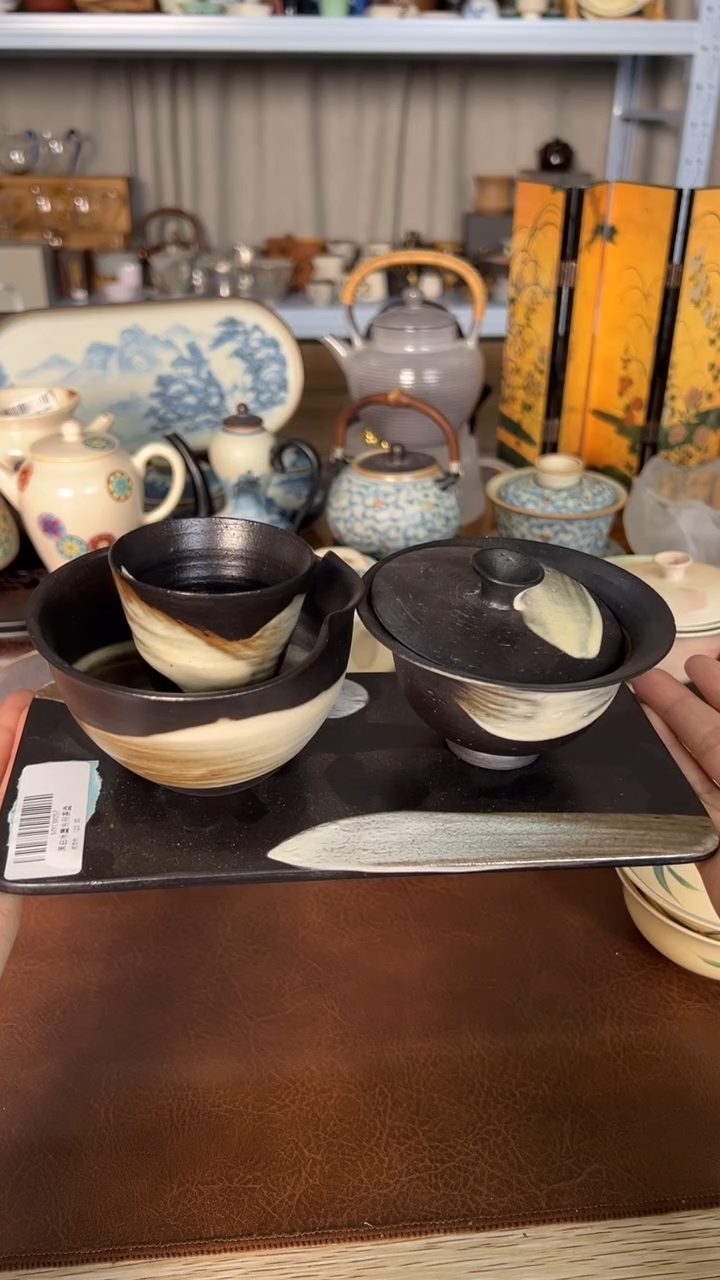 【闪购商品】黑色一套00000000000