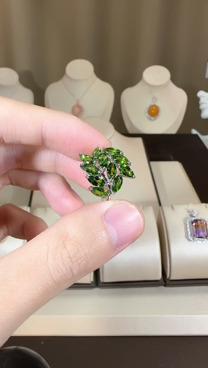 【闪购商品】透辉石戒指银S925镶嵌设计款麦穗
