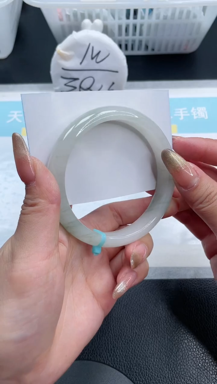 【闪购商品】石英质玉手镯未镶嵌25S215-63