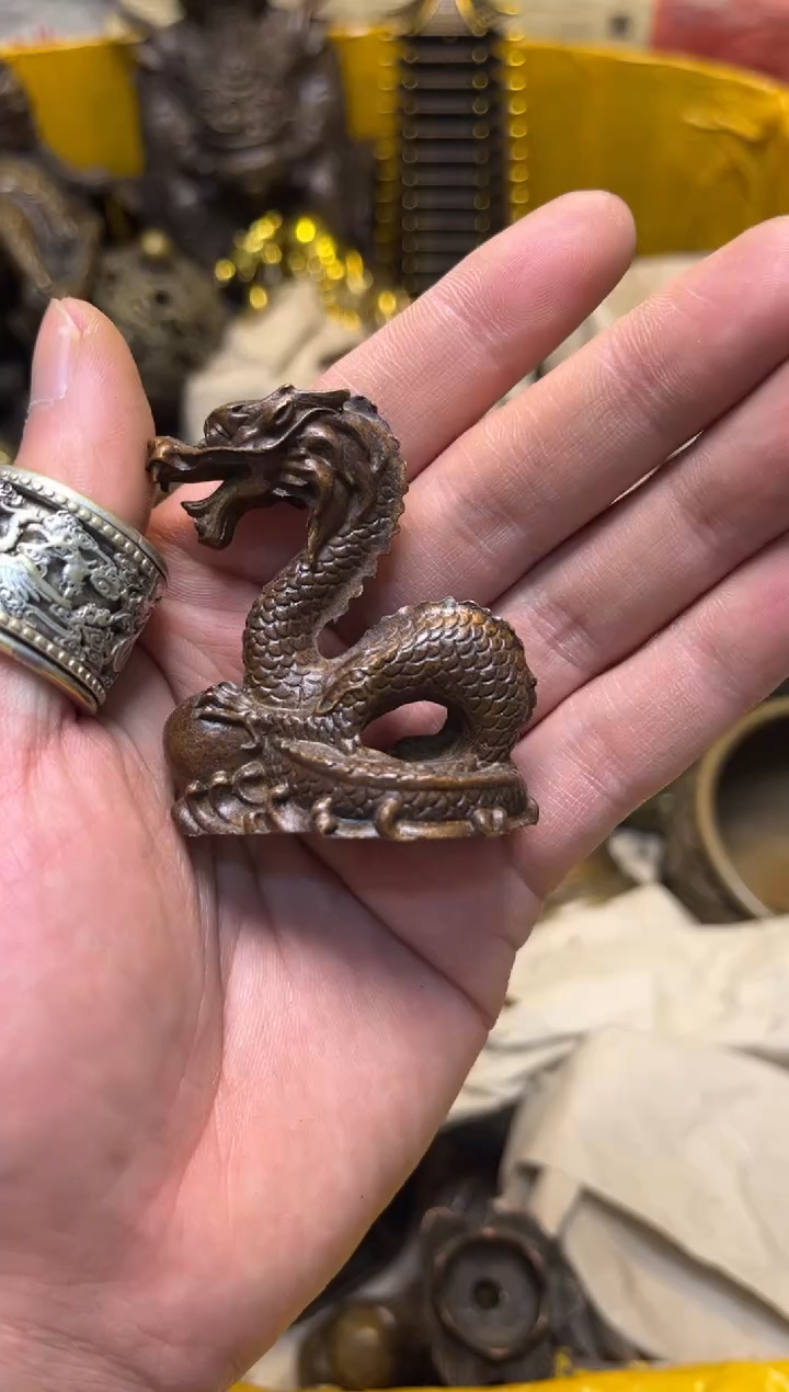 精美铜器，点击下单