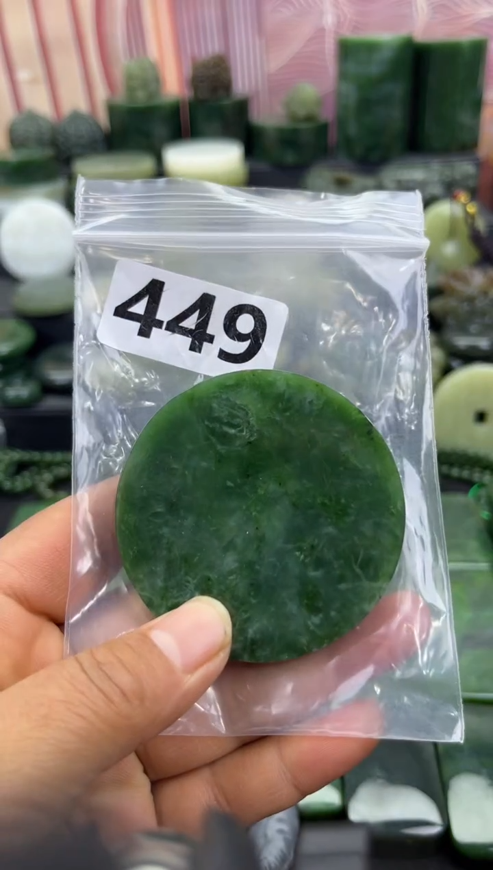 未镶嵌和田玉珠宝半成品镯芯