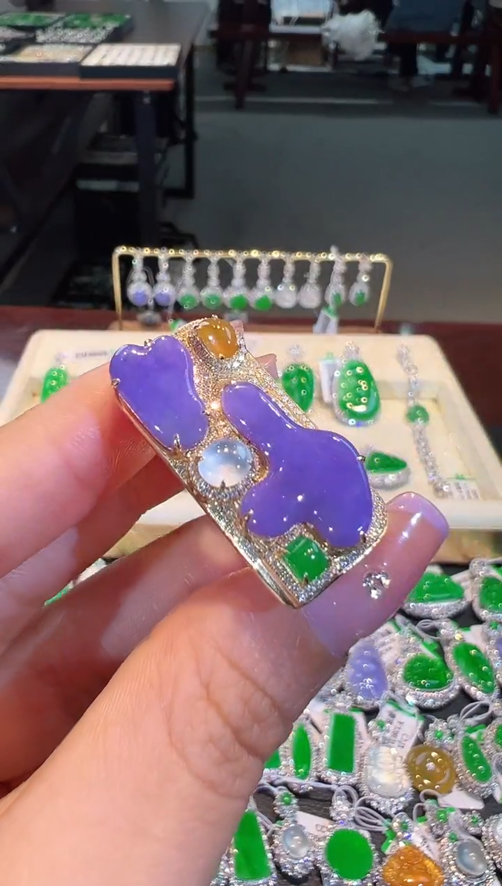 【闪购商品】翡翠戒指18K金镶嵌翡翠