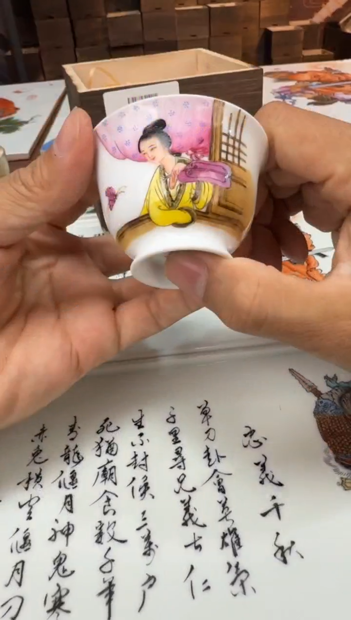 以笔为心，以瓷为纸。