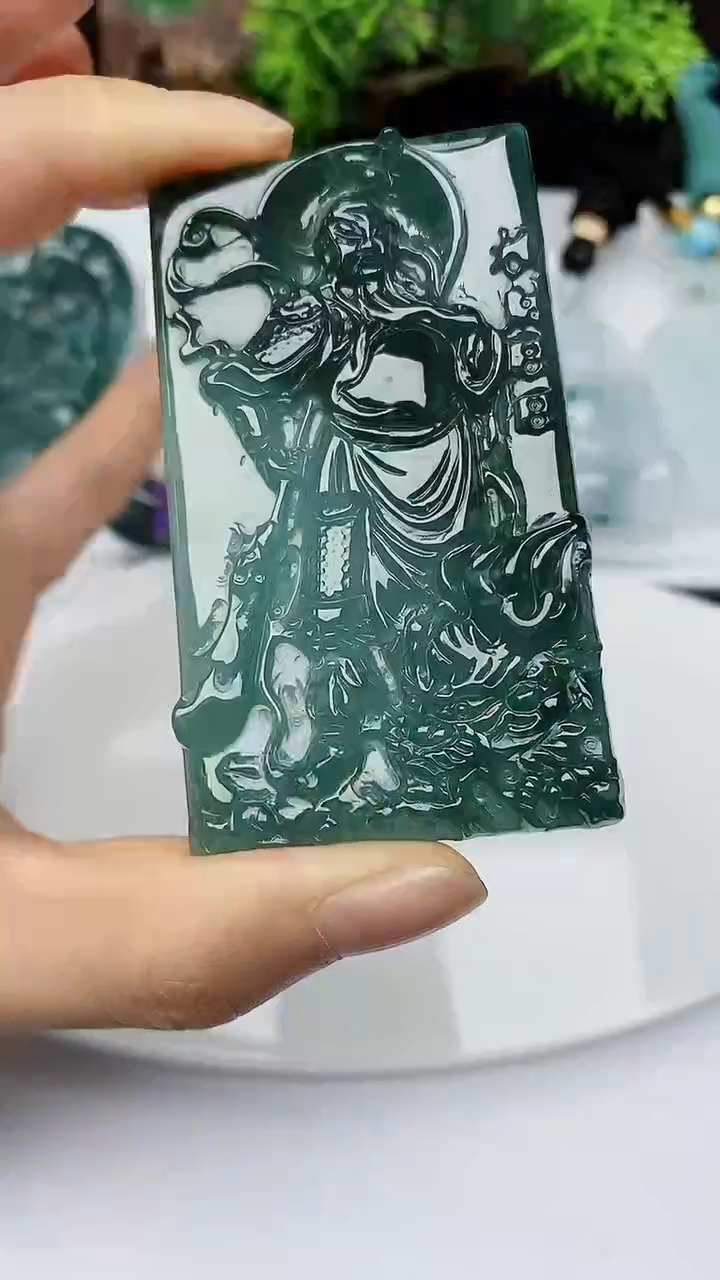 【闪购商品】翡翠颈饰未镶嵌