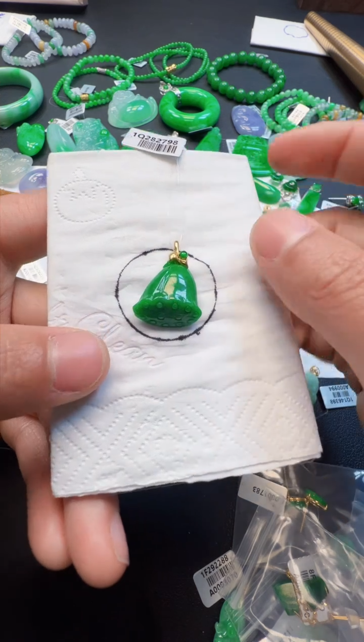 【闪购商品】定制翡翠18K金镶嵌2980元