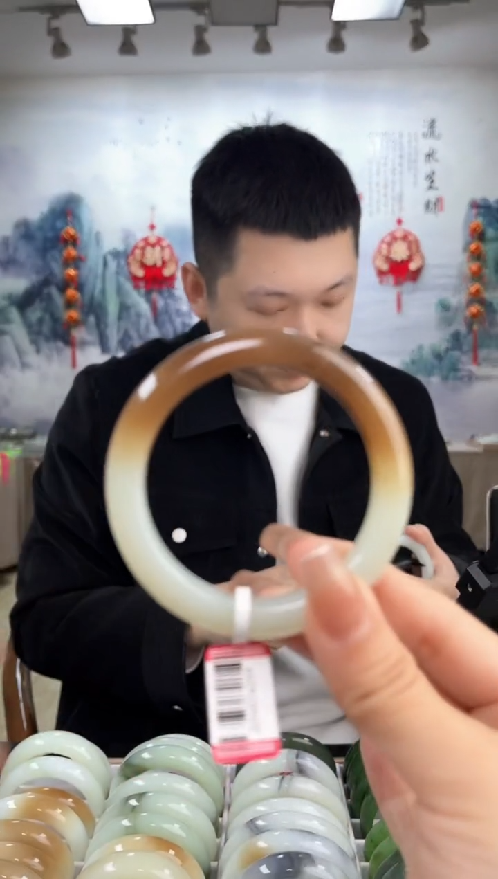 【闪购商品】和田玉手镯未镶嵌54-55圈口4259