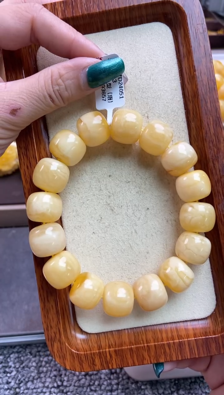 【闪购商品】蜜蜡珠宝奇石未镶嵌3