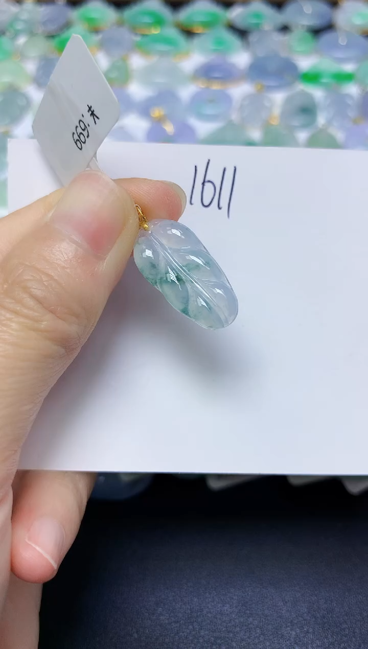 翡翠未镶嵌颈饰 天然缅甸翡翠A货