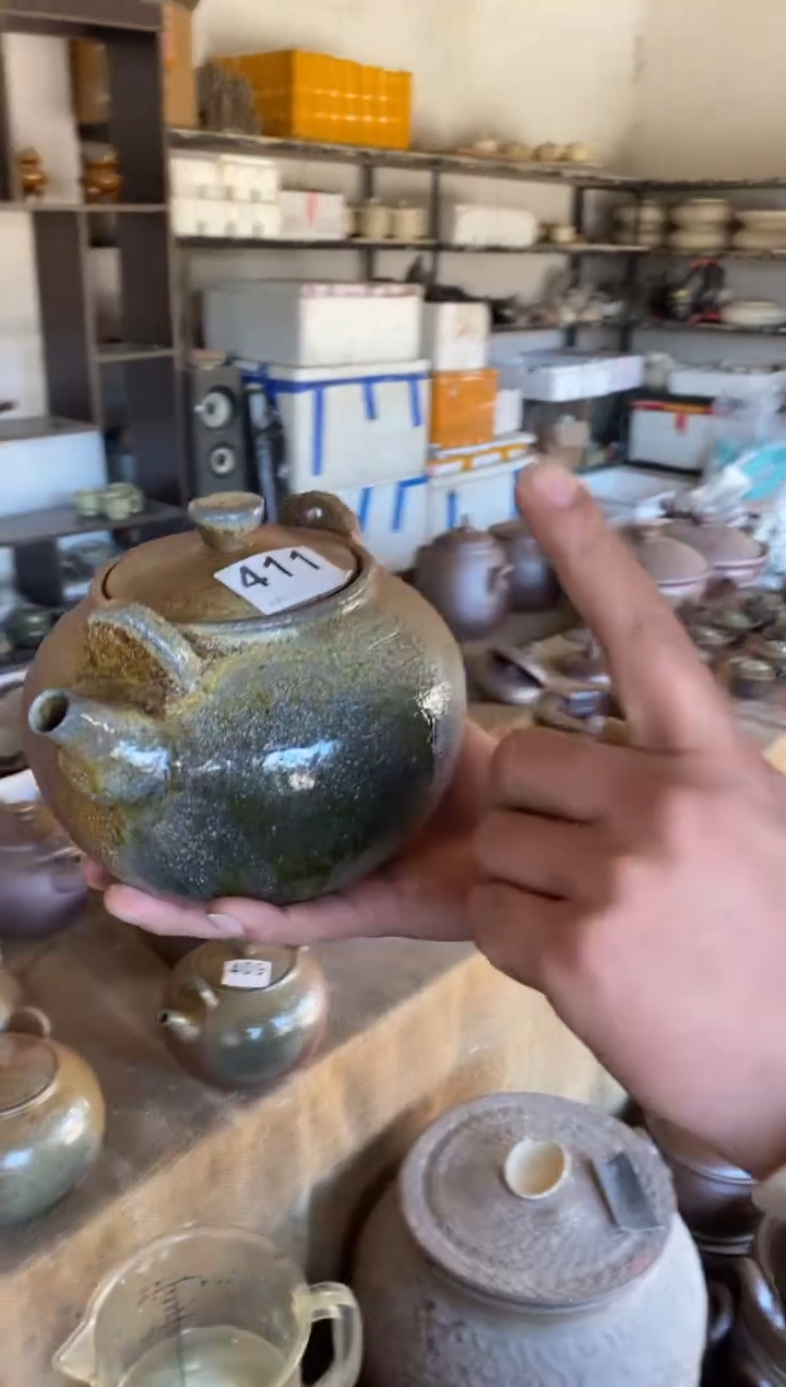 陶土1.2升玉化卡盖提梁壶 411