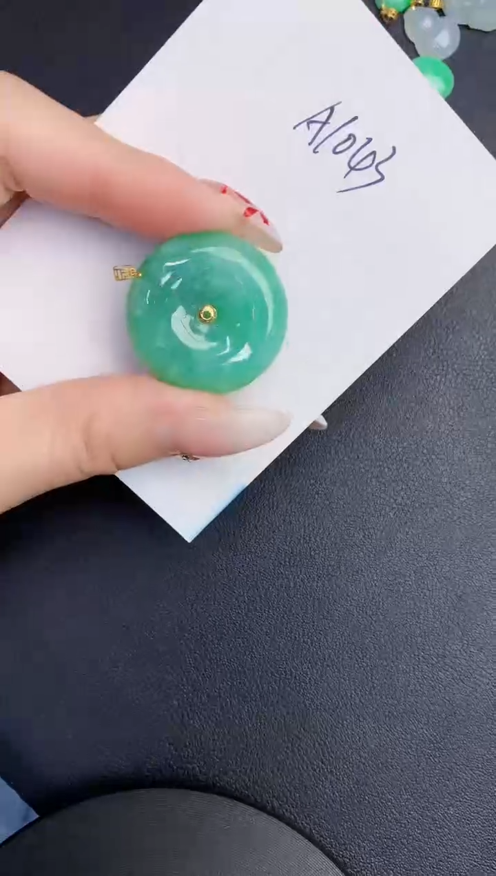 【闪购商品】翡翠颈饰18K金镶嵌000000000000