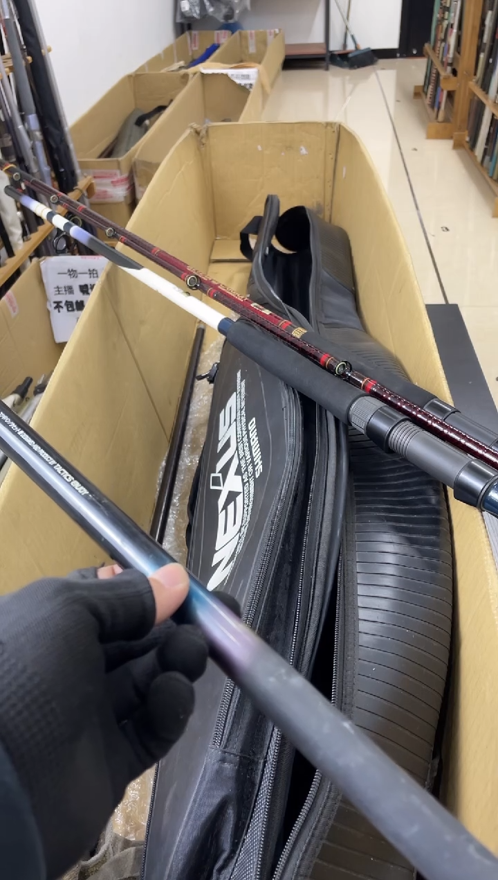 用****2孤品为瑕，以直播间介绍为准。加10元发顺丰。